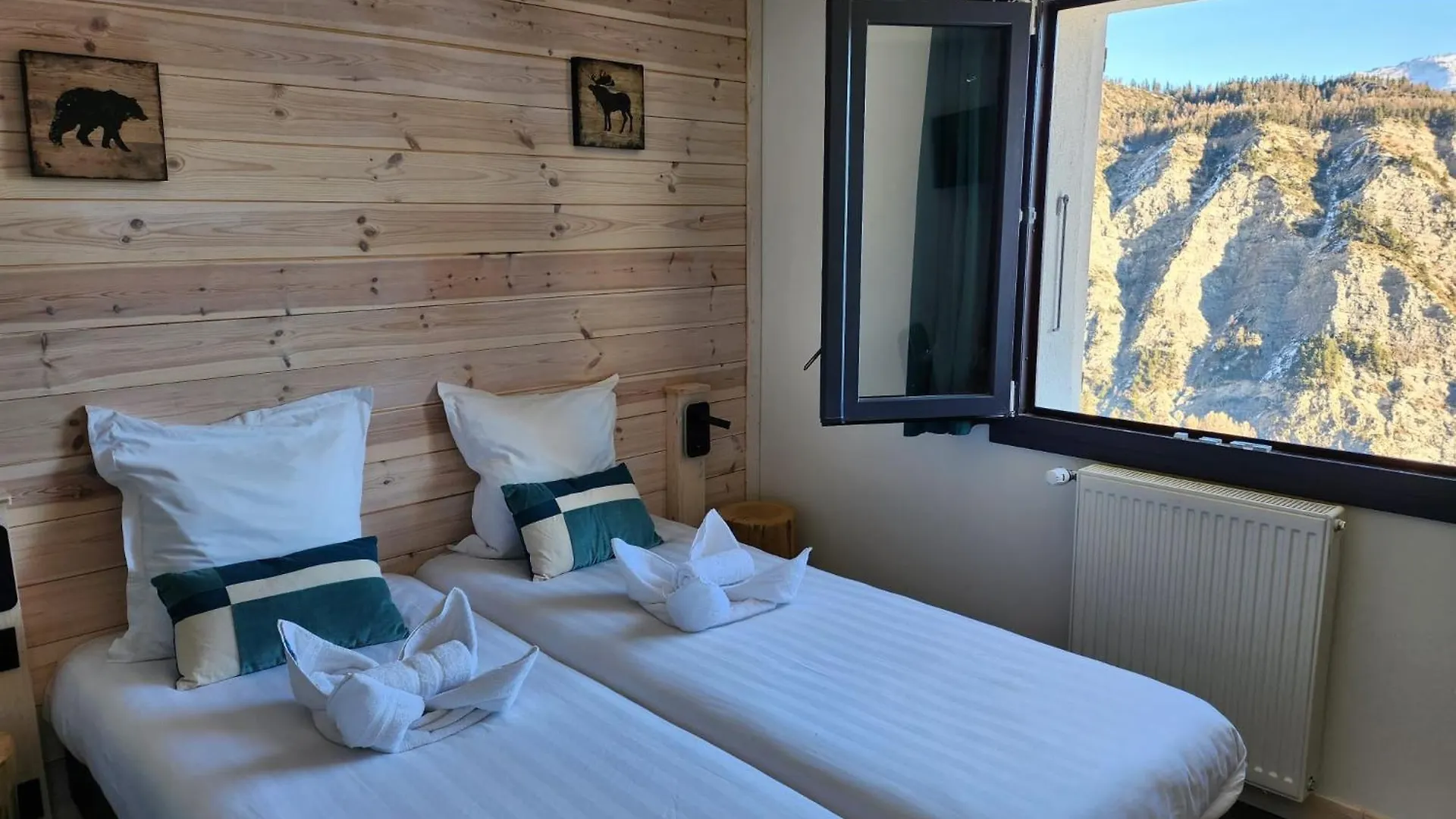 Chalet Sainte Anne La Condamine-Chatelard Hotel